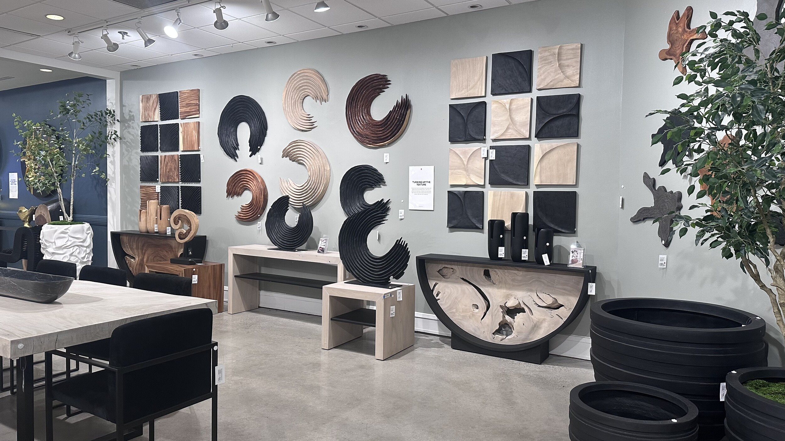 Showrooms & Tradeshows