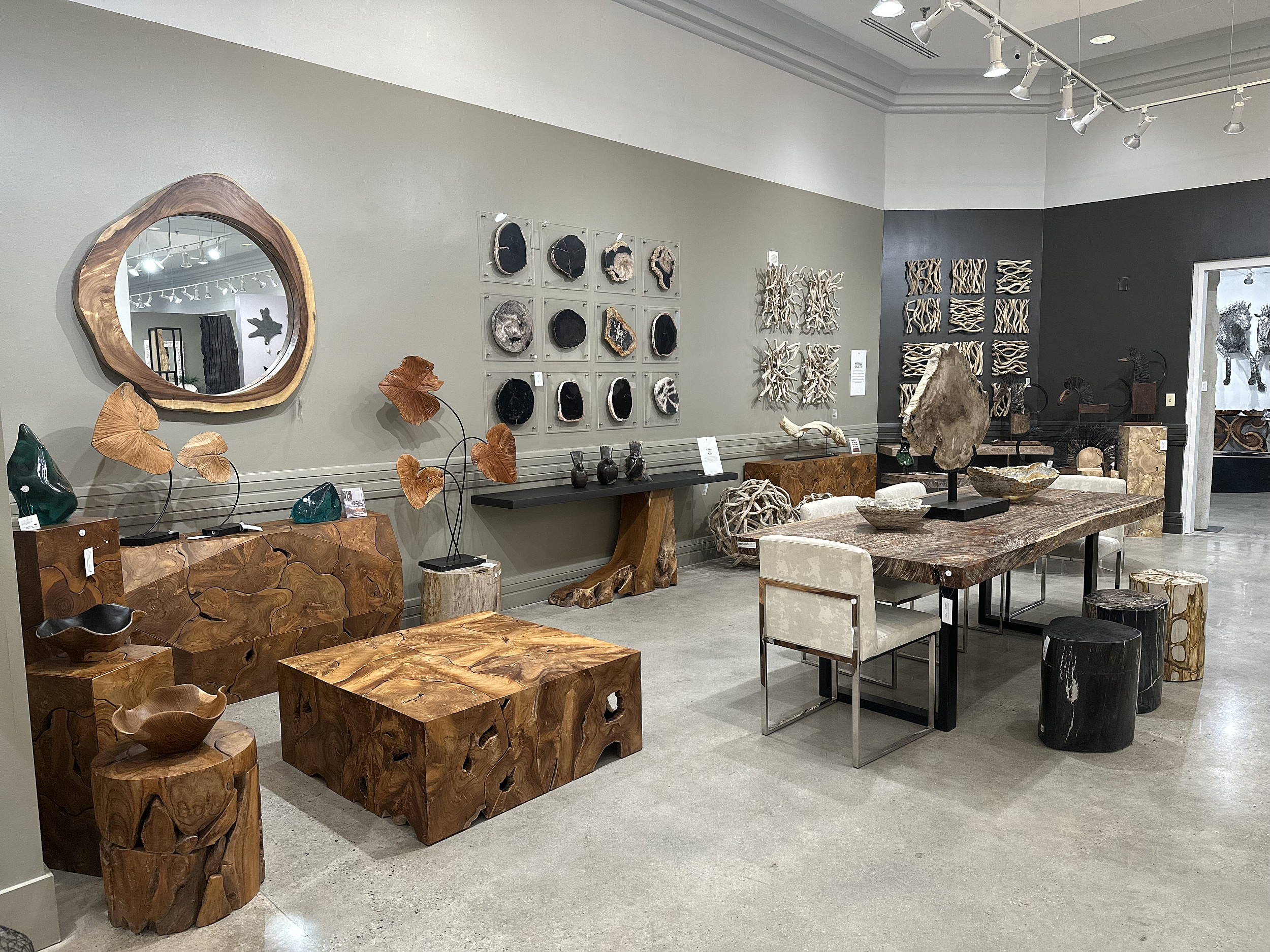 Showrooms & Tradeshows