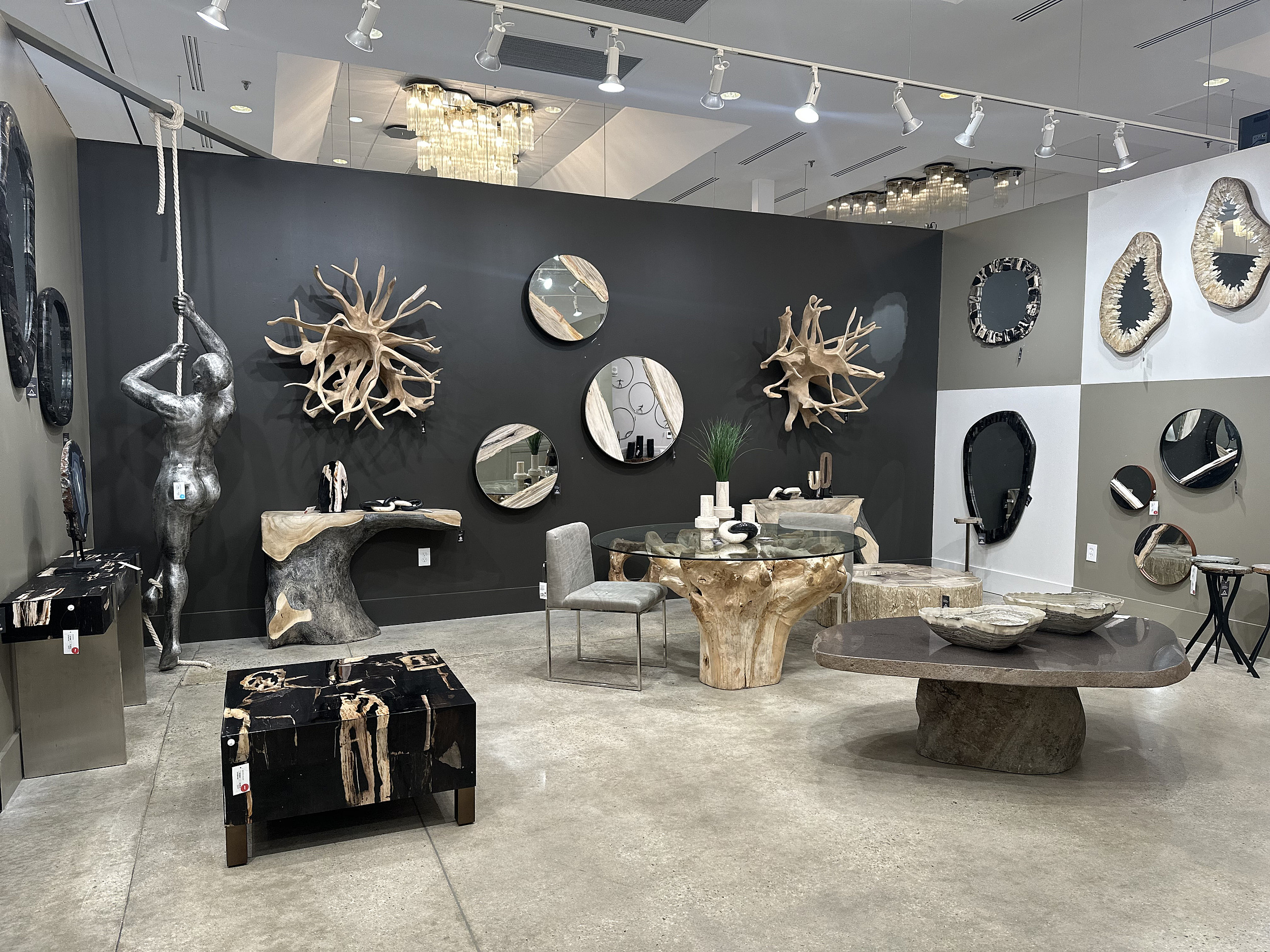 Showrooms & Tradeshows