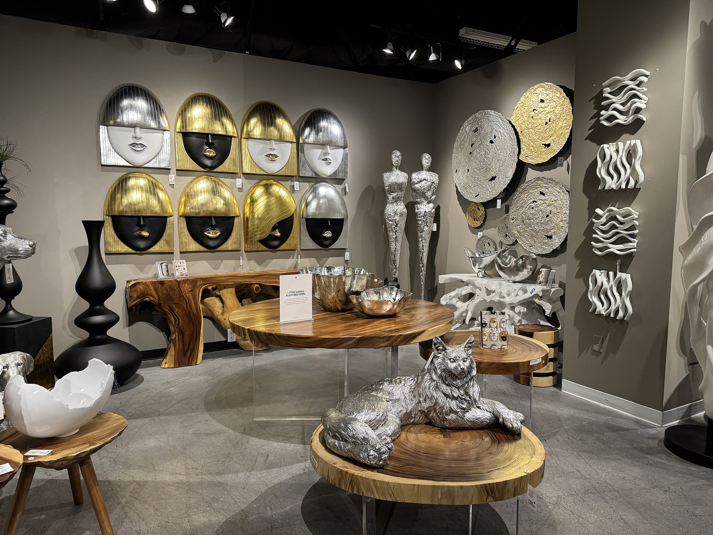 Showrooms & Tradeshows