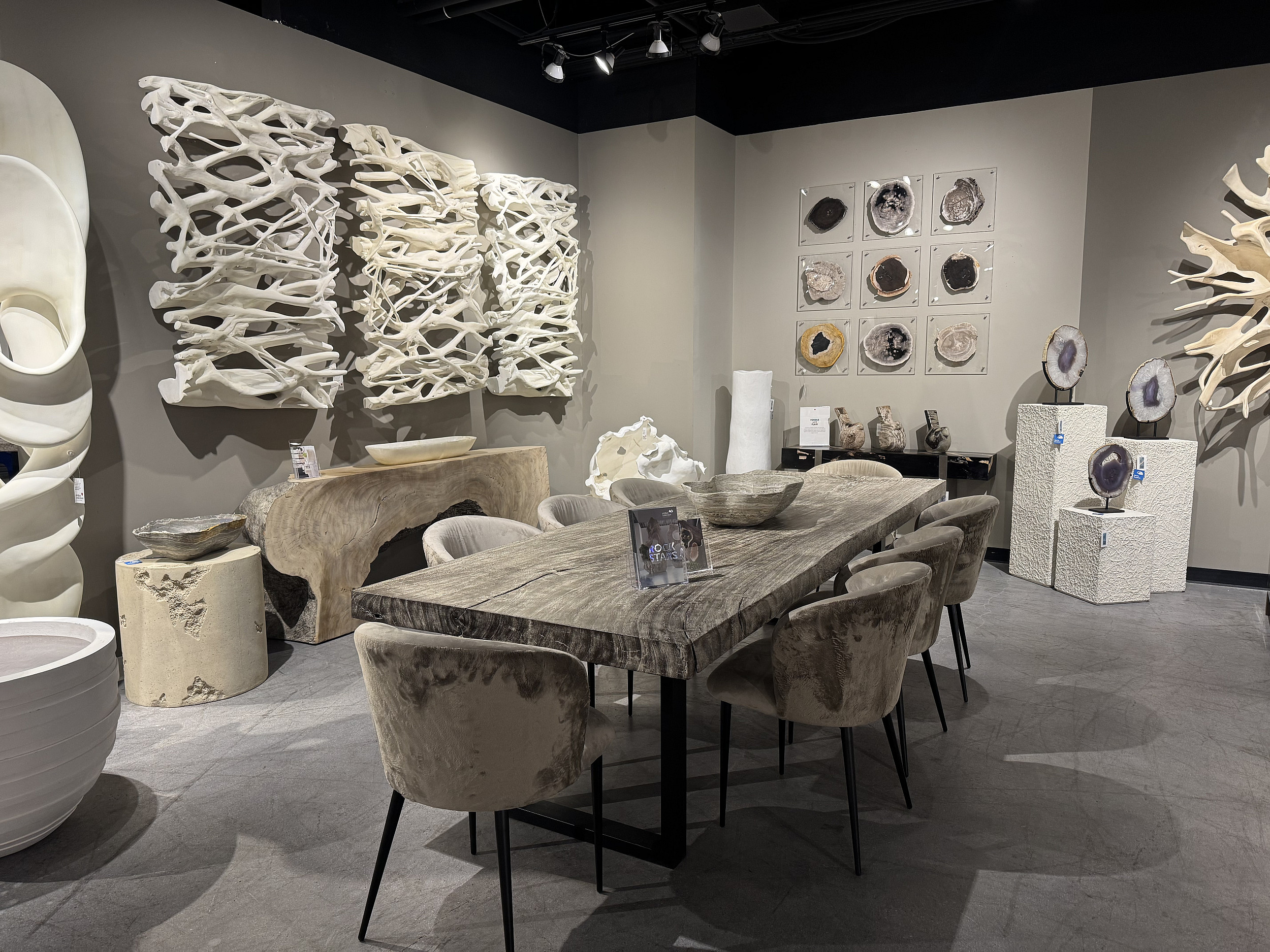 Showrooms & Tradeshows