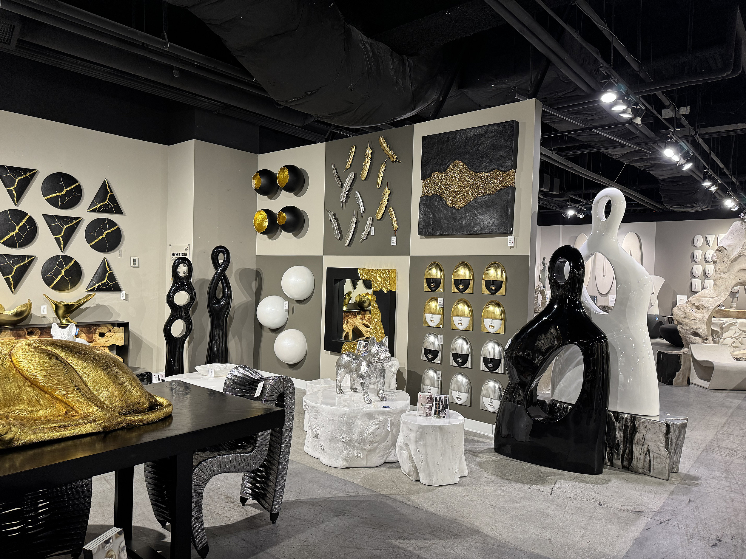 Showrooms & Tradeshows