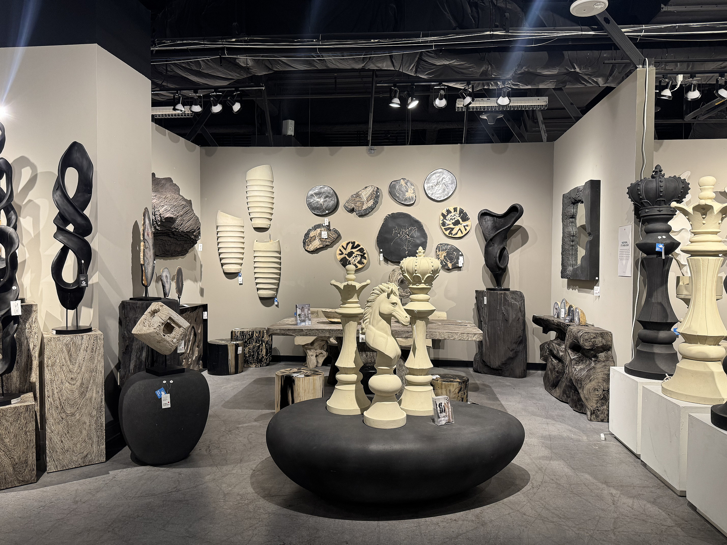 Showrooms & Tradeshows