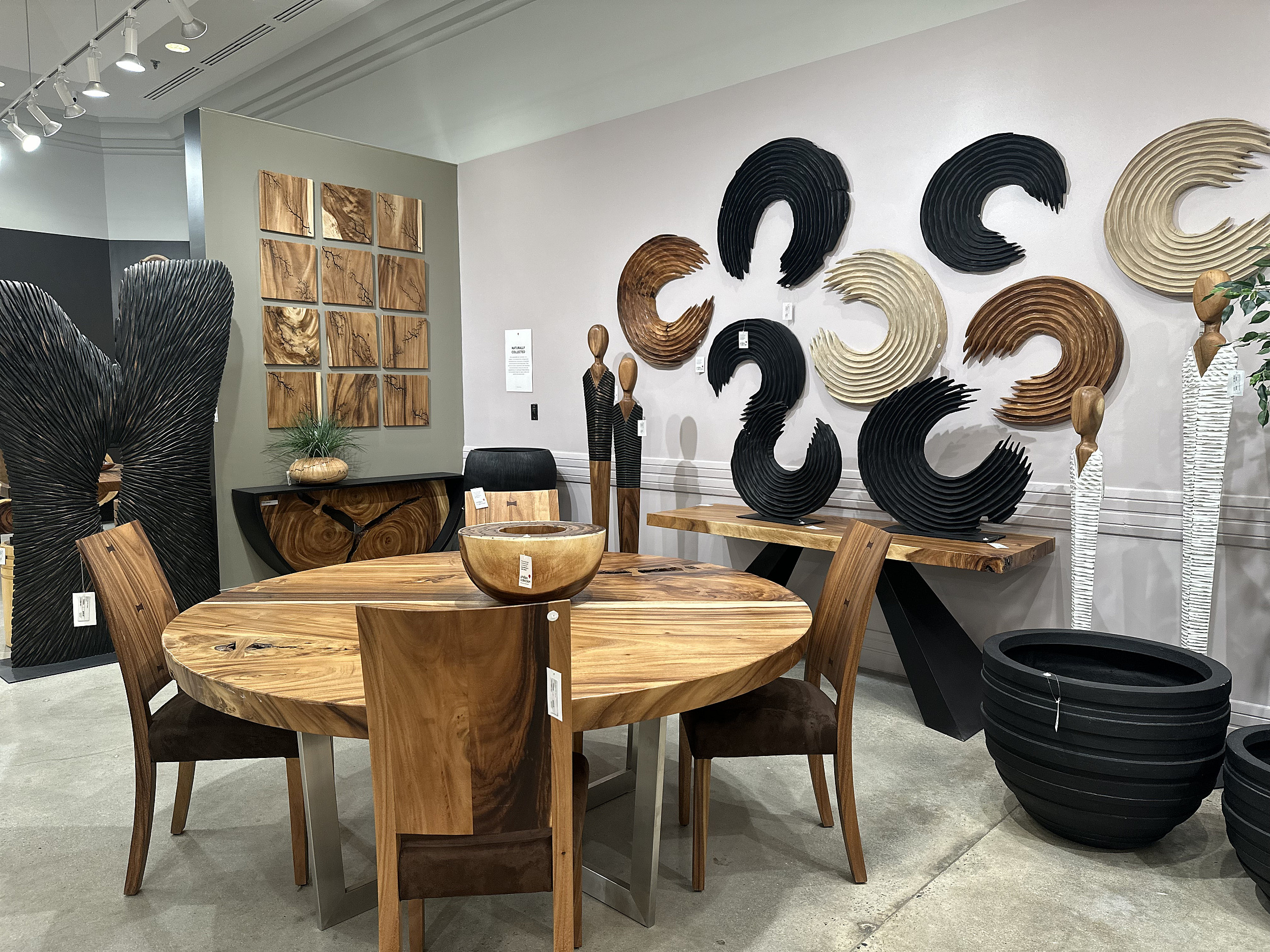 Showrooms & Tradeshows