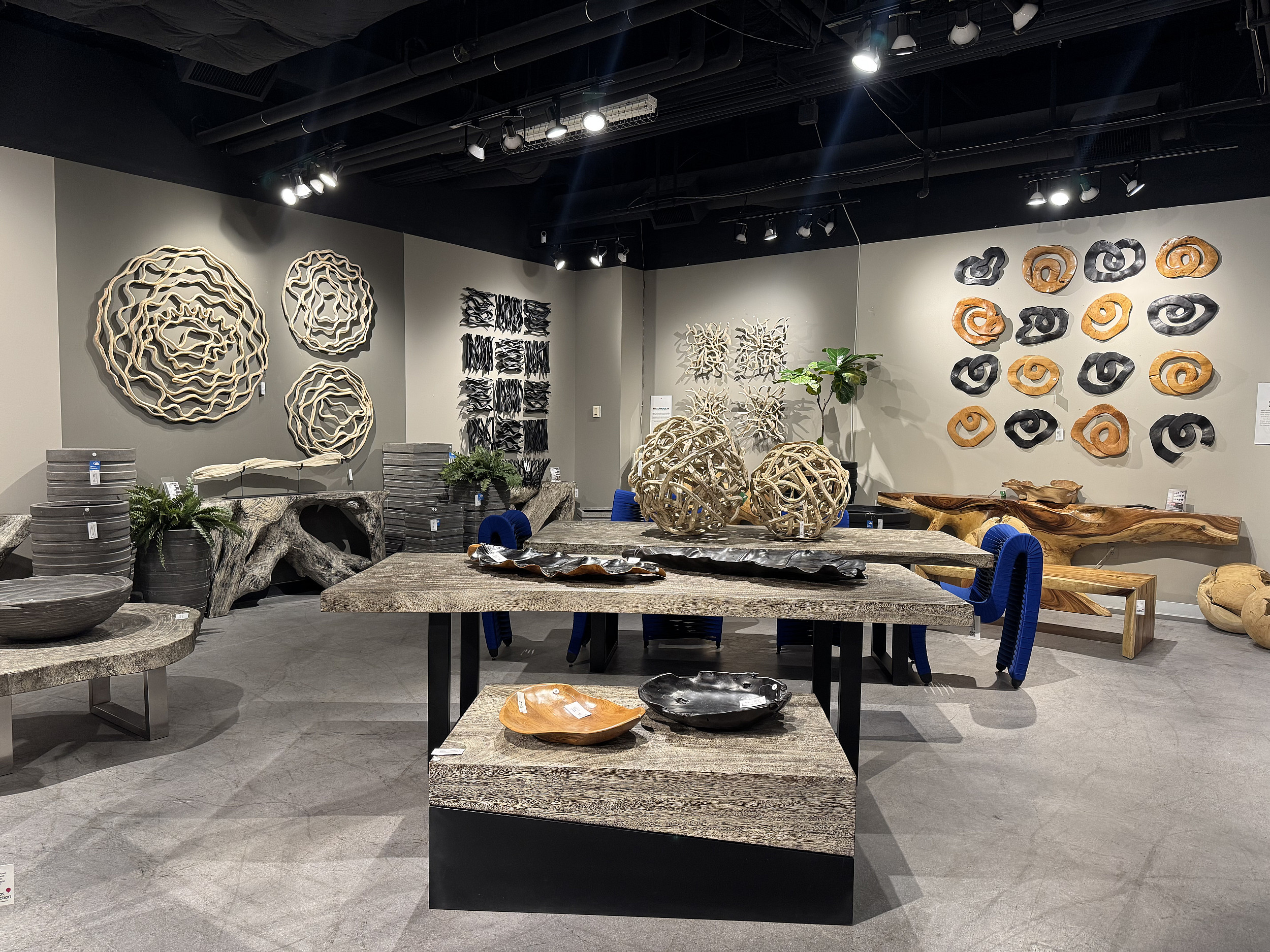 Showrooms & Tradeshows