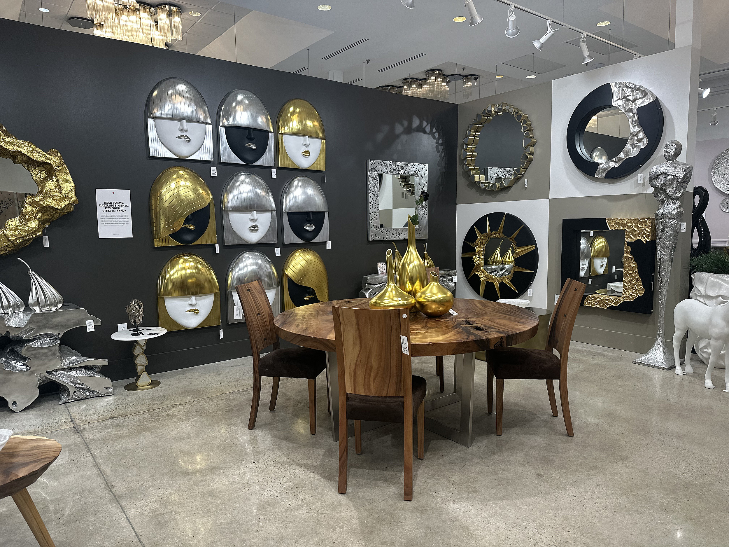 Showrooms & Tradeshows