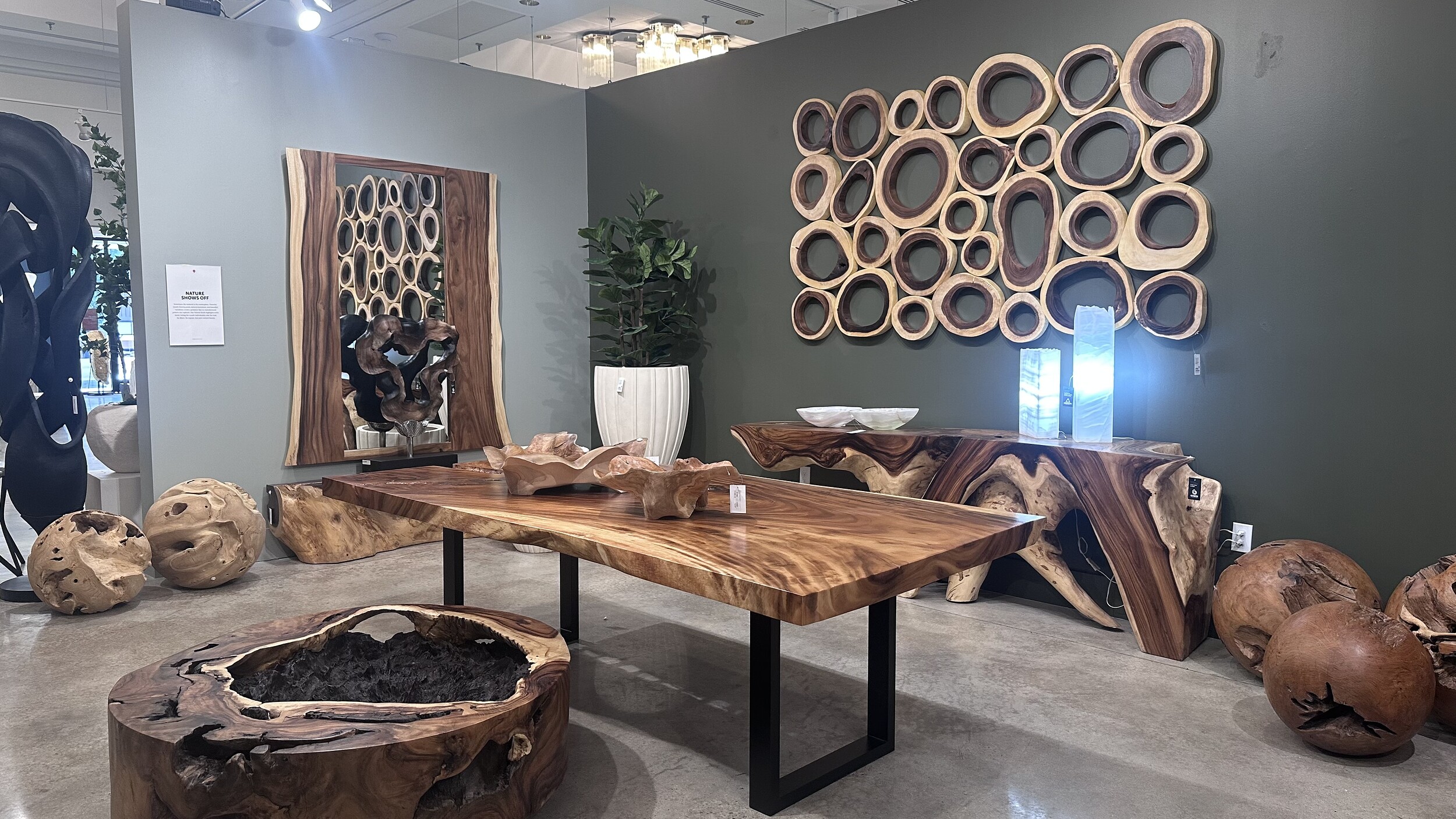 Showrooms & Tradeshows